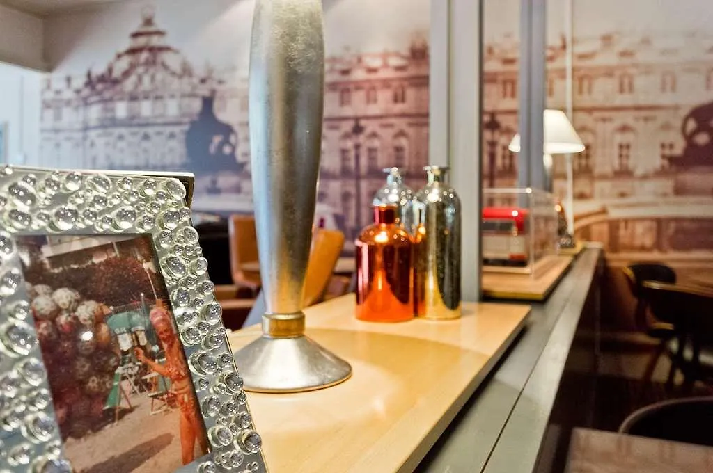 **** Hotel Arthotel Ana Neotel Štutgart Německo
