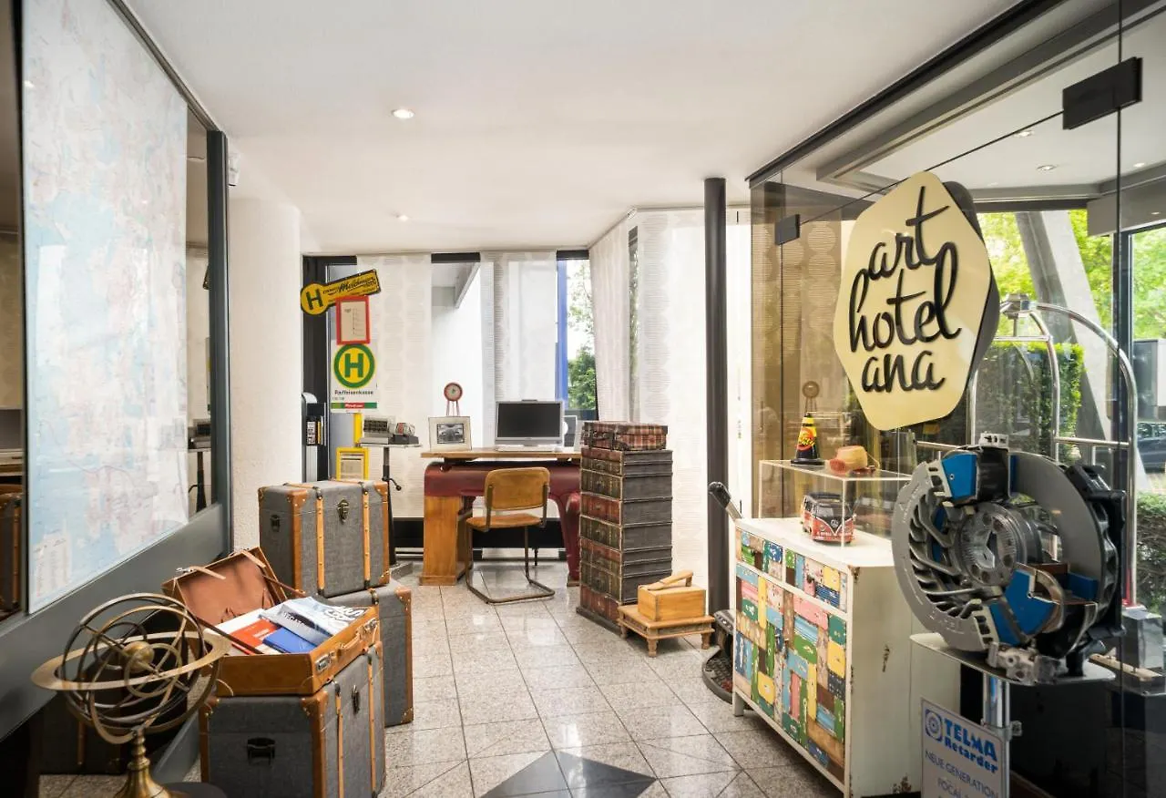 **** Hotel Arthotel Ana Neotel Štutgart Německo